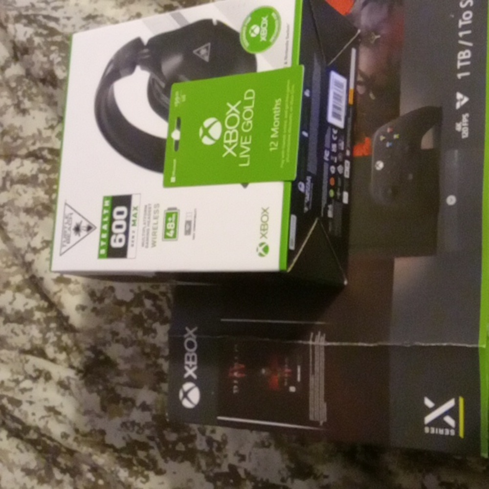 Microsoft xbox siri's x s Turtle beach Xbox live 12 months.